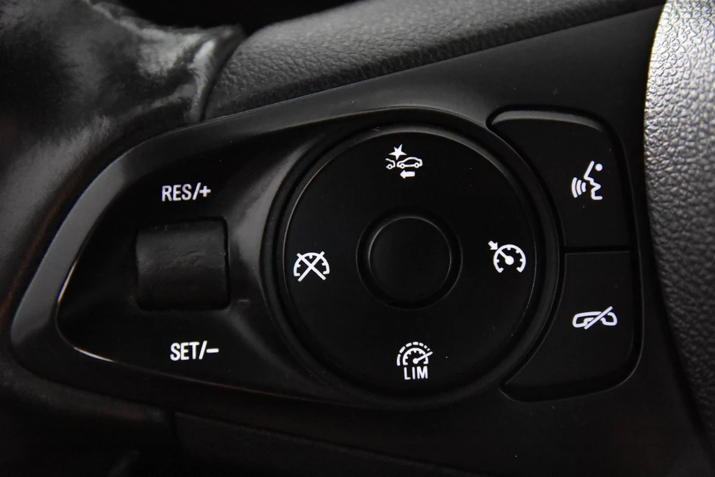 Opel Astra – foto 23