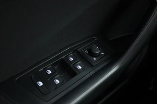 Volkswagen T-Roc – thumbnail 8