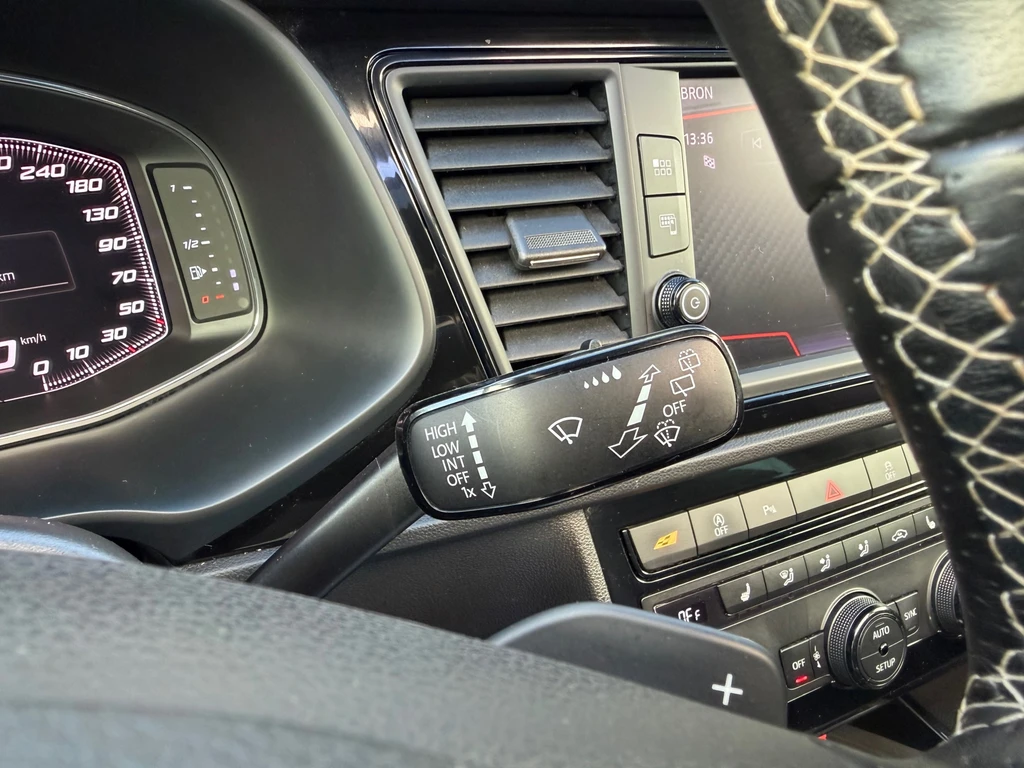 SEAT Leon – foto 35