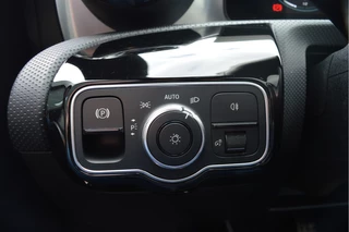 Mercedes-Benz CLA – thumbnail 15