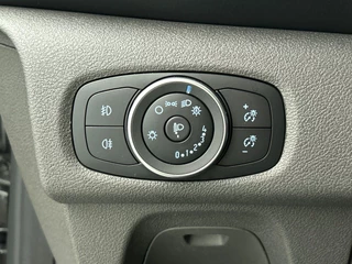 Ford Transit Custom – thumbnail 10
