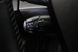 Peugeot 2008 – thumbnail 12