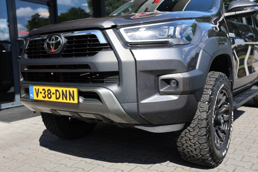 Toyota Hilux – foto 1