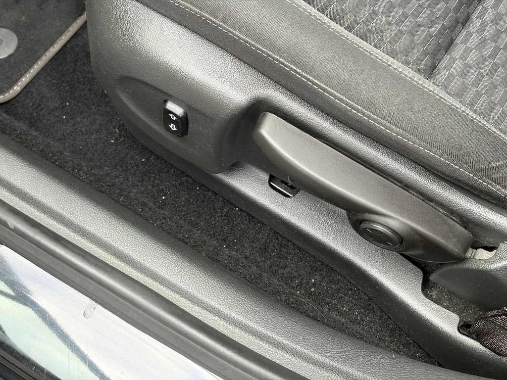 Opel Astra – foto 29