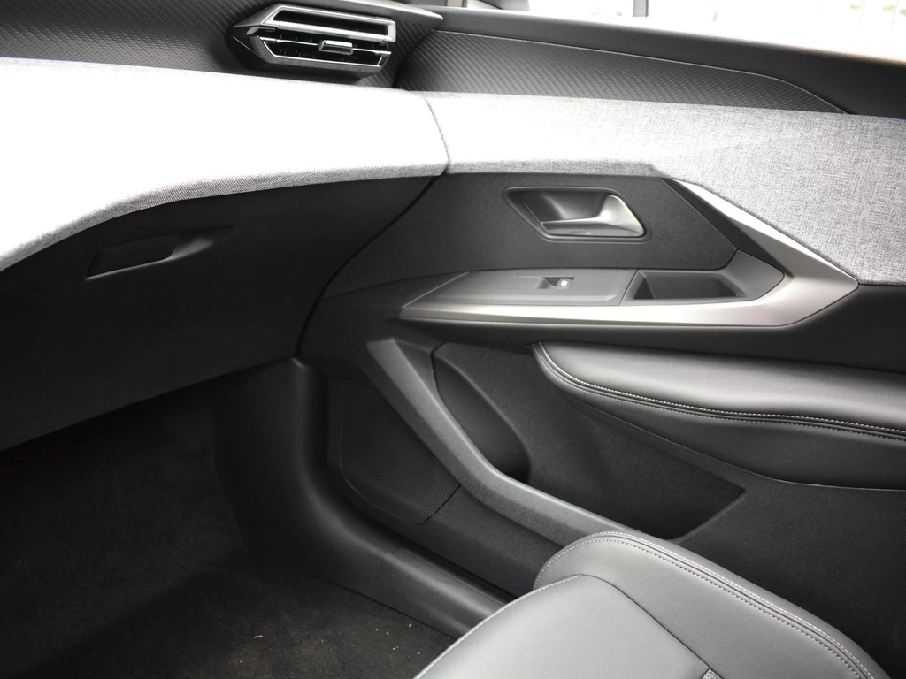 Peugeot e-3008 – foto 24