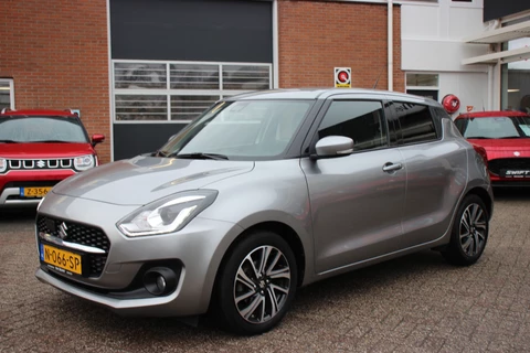 Suzuki Swift 1.2 Style Hybrid Automaat | 10 jaar Garantie | Parkeersensoren | Dodehoekdetectie |