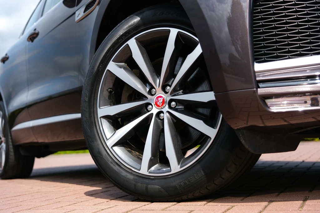 Jaguar F-PACE – foto 20