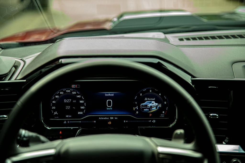 Chevrolet Silverado – foto 22