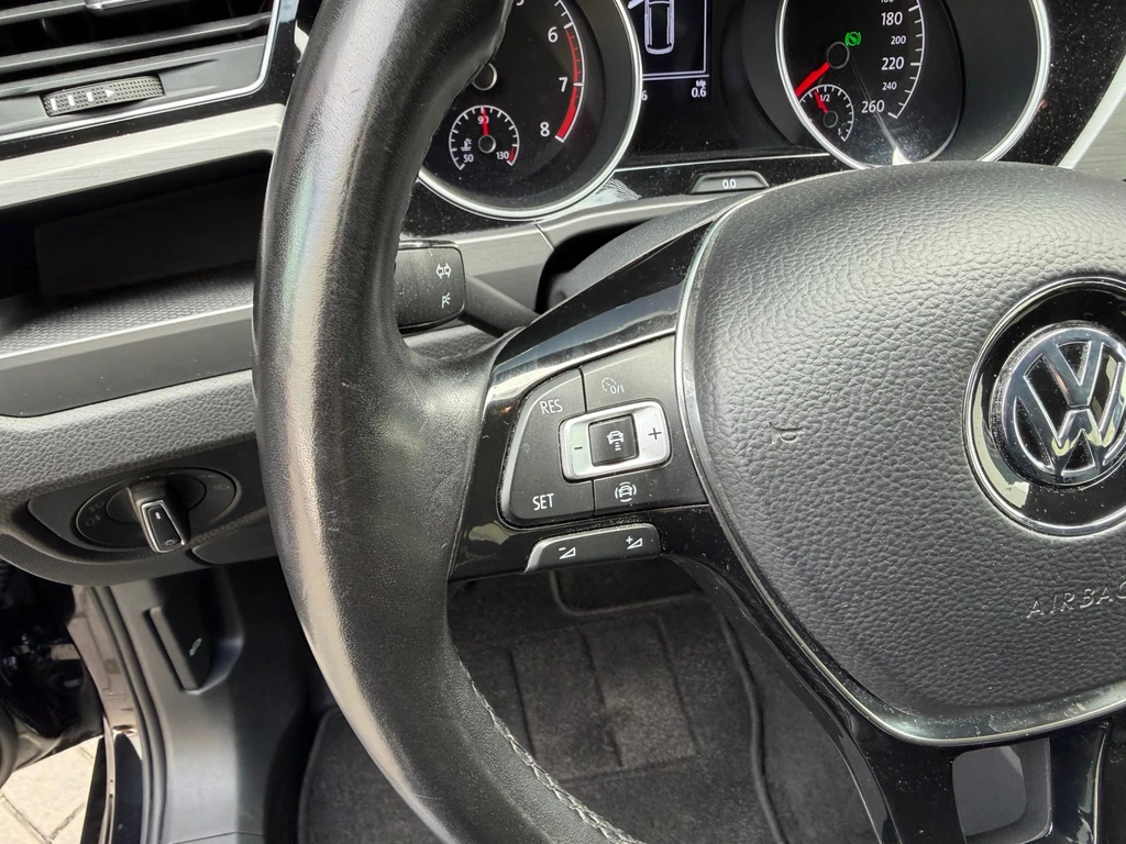 Volkswagen Touran – foto 40