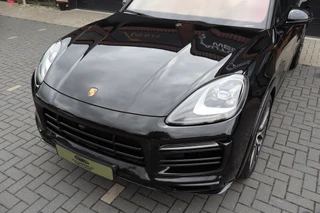 Porsche Cayenne – thumbnail 1