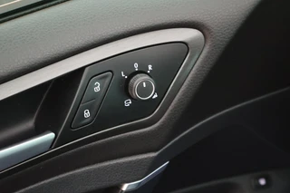 Volkswagen Golf – thumbnail 15