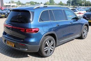 Mercedes-Benz EQB – thumbnail 2
