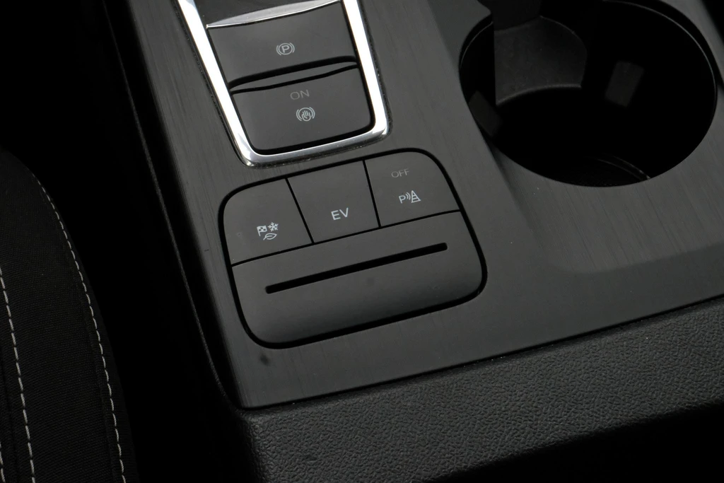 Ford Kuga – foto 30
