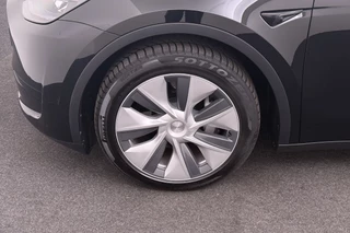 Tesla Model Y – thumbnail 8