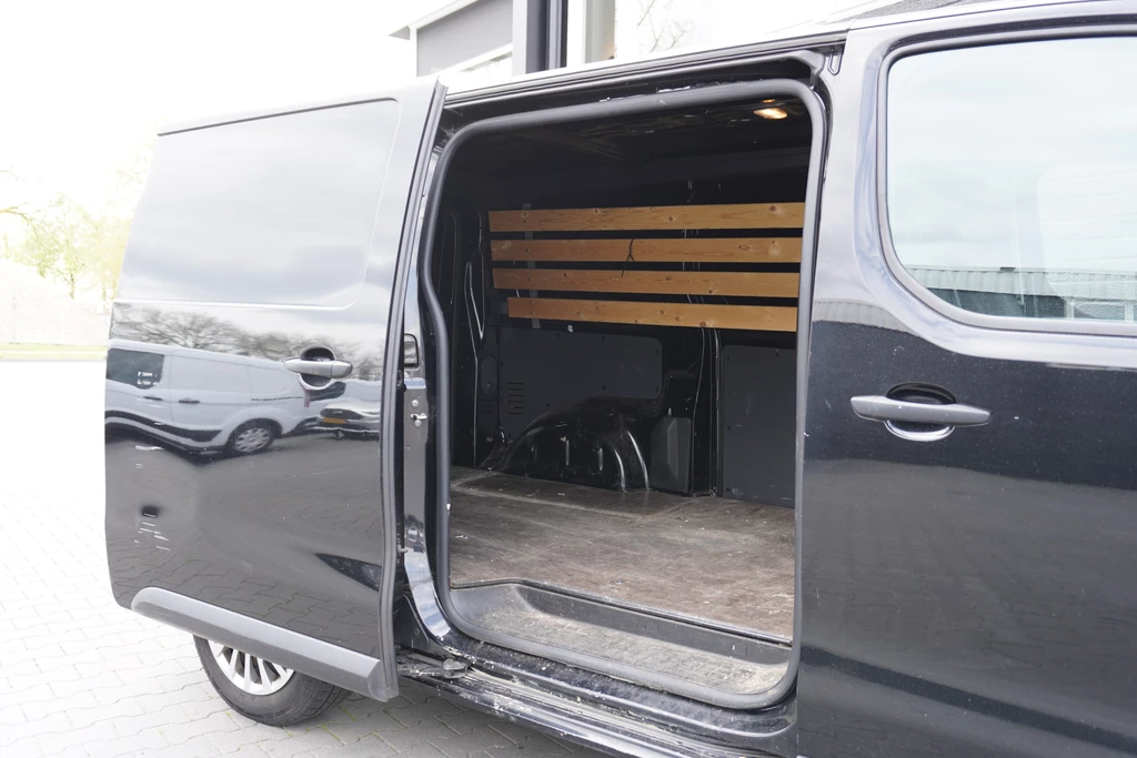 Opel Vivaro – foto 9