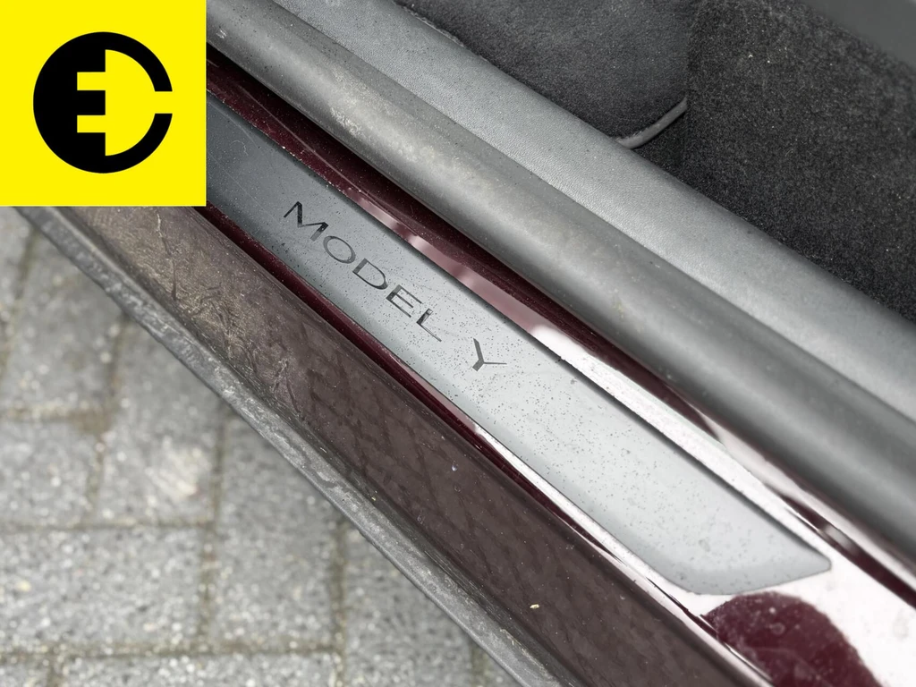 Tesla Model Y – foto 27