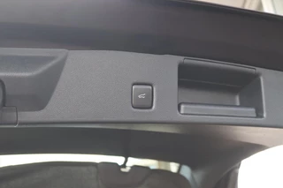 Ford Kuga – thumbnail 47