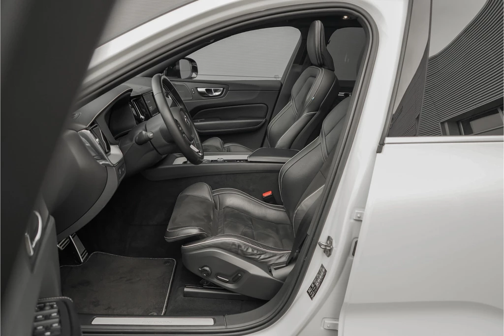 Volvo XC60 – foto 11