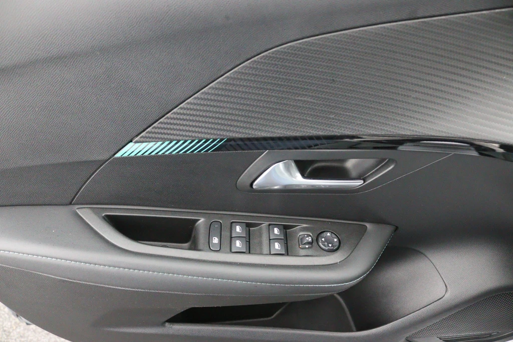 Peugeot 208 – foto 42
