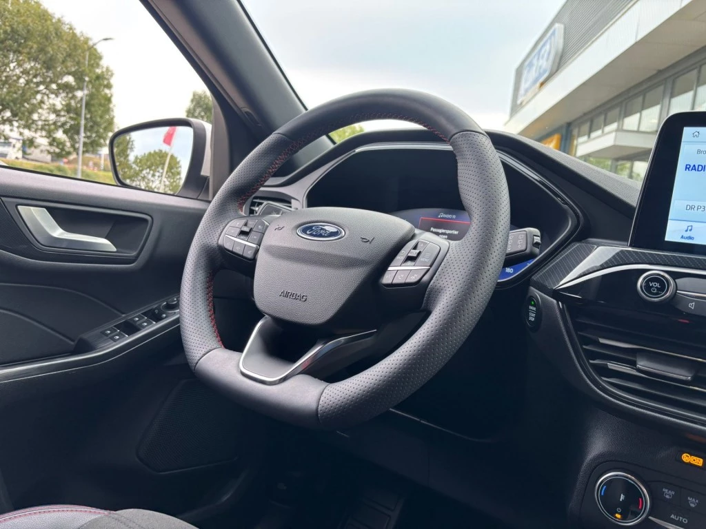 Ford Kuga – foto 18
