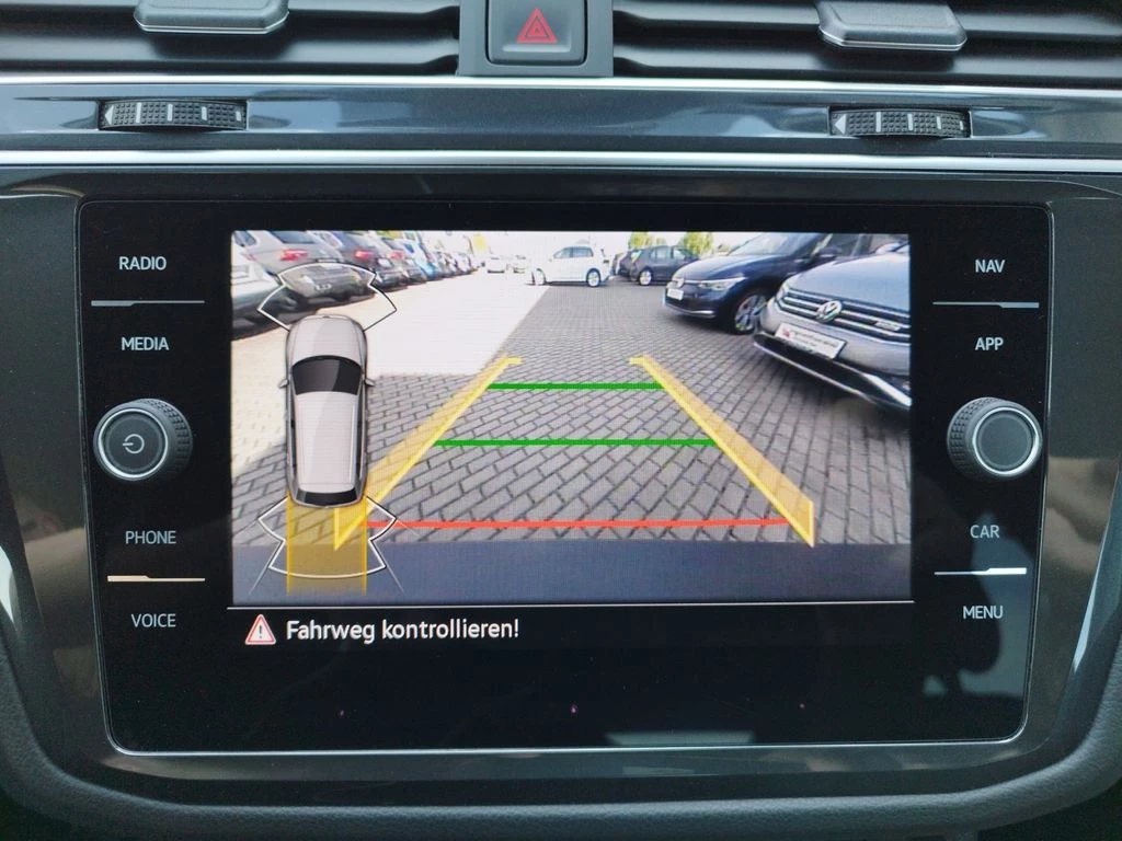 Volkswagen Tiguan – foto 8