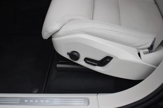 Volvo XC90 – thumbnail 23