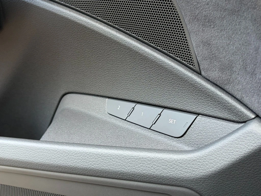 Audi Q8 e-tron – foto 32