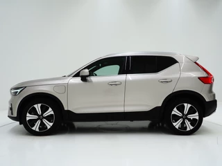 Volvo XC40 – thumbnail 2