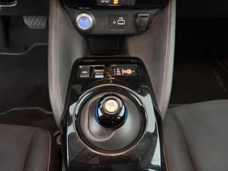 Nissan Leaf – thumbnail 16