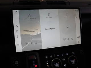 Land Rover Defender – thumbnail 31