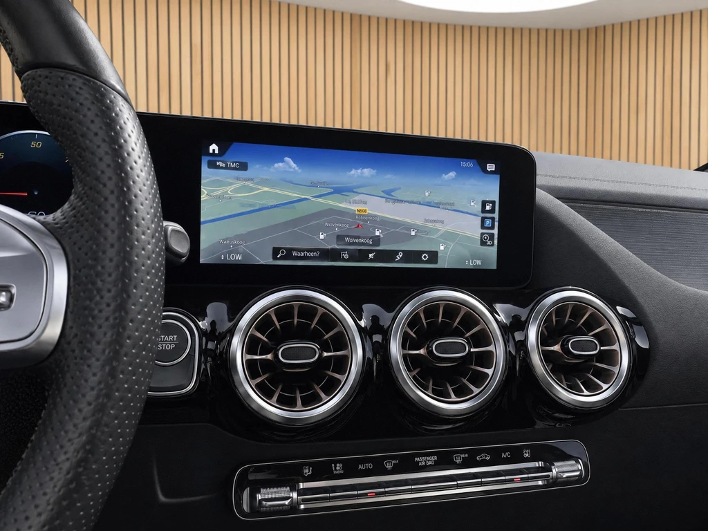 Mercedes-Benz EQA – foto 17