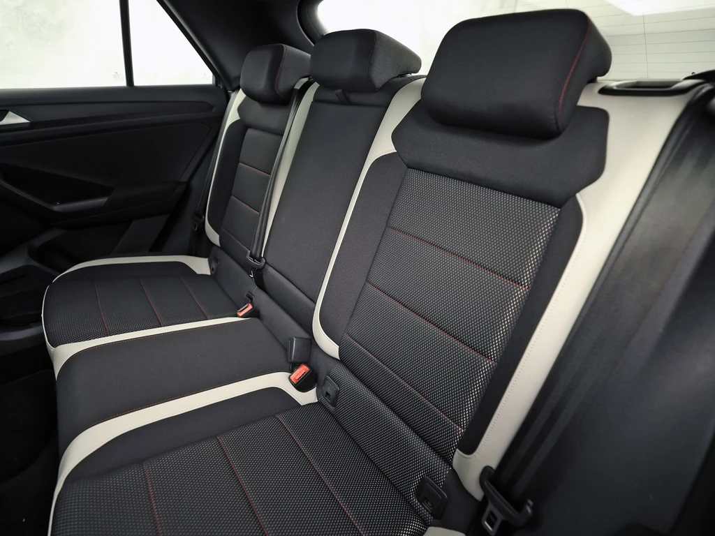Volkswagen T-Roc – foto 13
