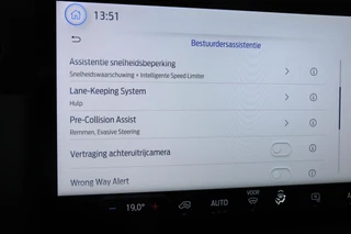 Ford Transit Custom – thumbnail 24