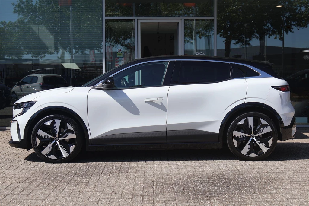 Renault Megane E-Tech – foto 3