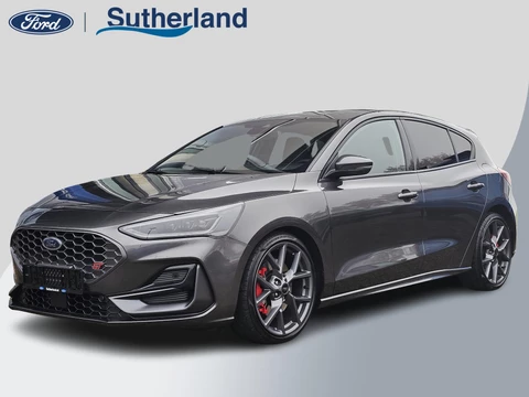 Ford Focus 2.3 EcoBoost ST-X | 280pk Automaat! | Winter Pack | AGR-stoelen | Camera | Bang&Olufsen | Head up Display | BLIS | Extra wielset | Fabrieksgarantie tm. 15-12-2028