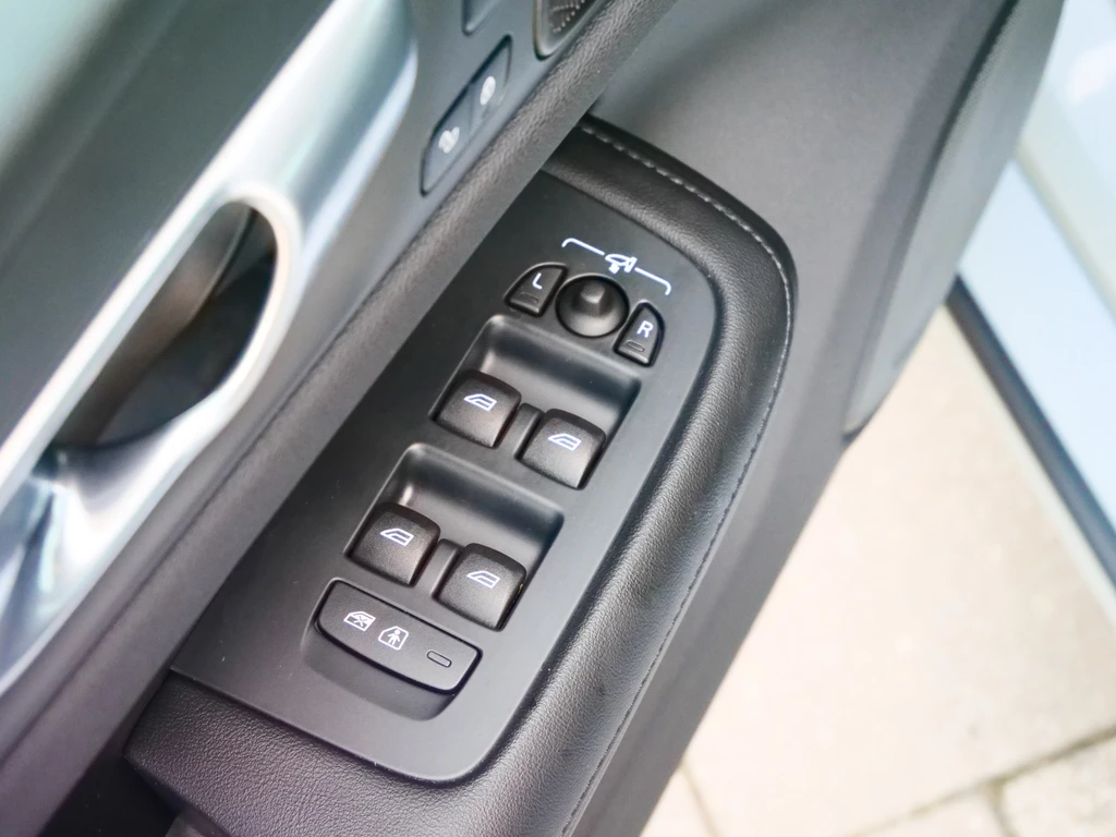 Volvo S60 – foto 18