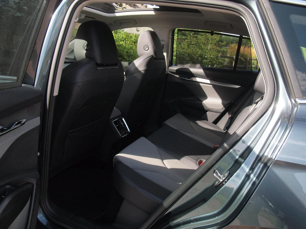 Škoda Enyaq iV – foto 32