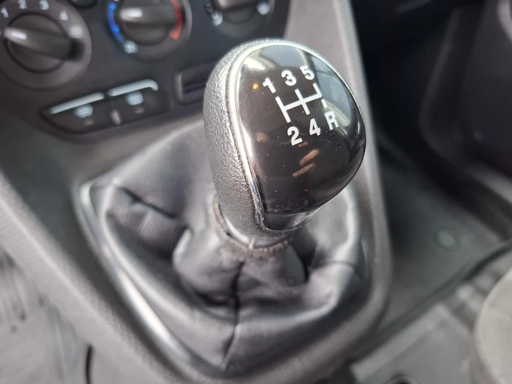 Ford Transit Connect – foto 27