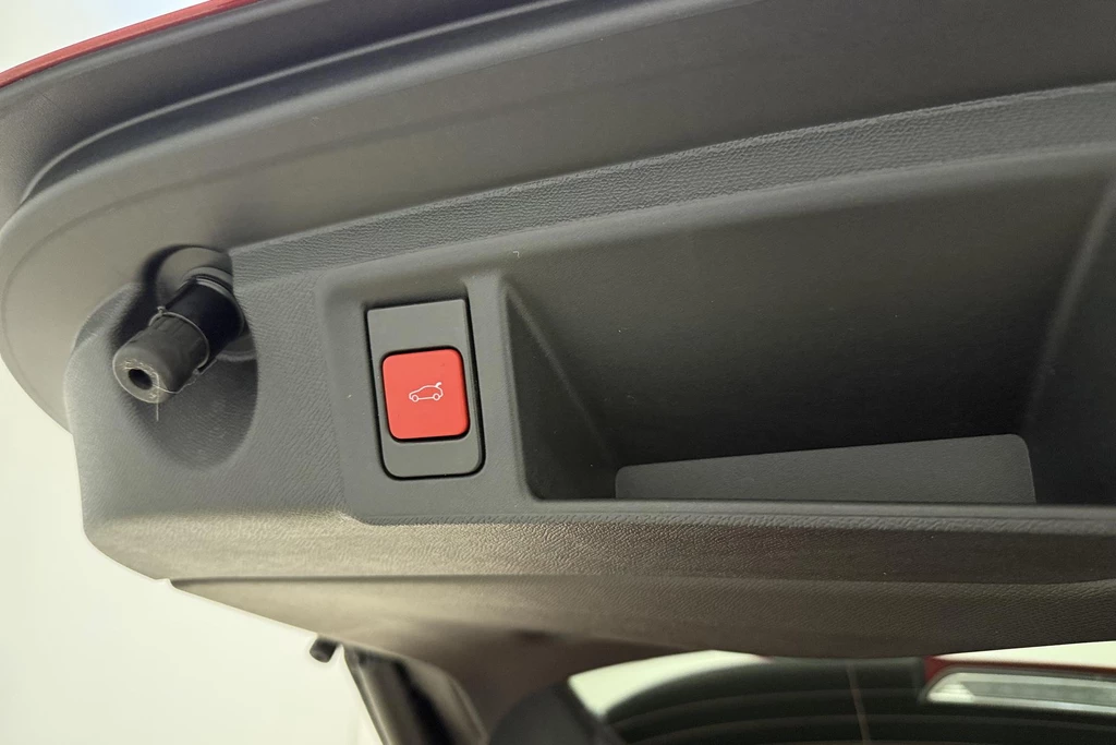 Peugeot e-308 – foto 13