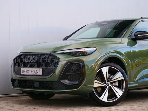 Audi Q5 2.0 TFSI e-hybrid quattro S edition 299 Pk Automaat NIEUW MODEL Stoelverwarming / Pano-dak / Adaptive Cruise / Camera's
