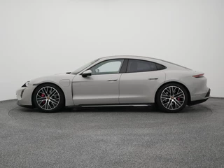 Porsche Taycan – thumbnail 3