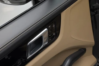 Porsche Cayenne – thumbnail 34