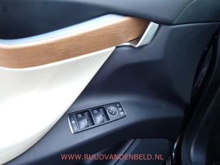 Tesla Model X – thumbnail 16