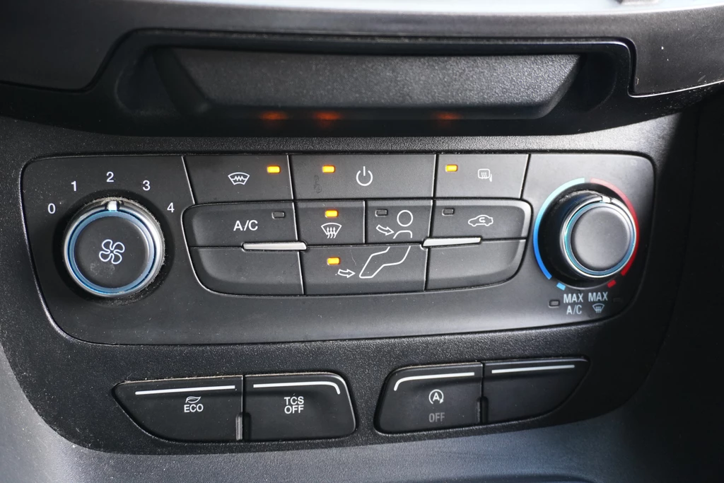 Ford Transit Connect – foto 11