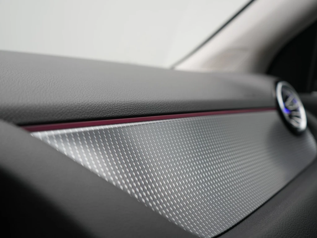 Mercedes-Benz EQA – foto 34