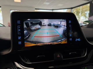 Toyota C-HR – thumbnail 11