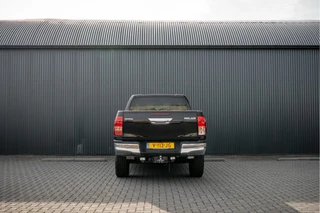 Toyota Hilux – thumbnail 3