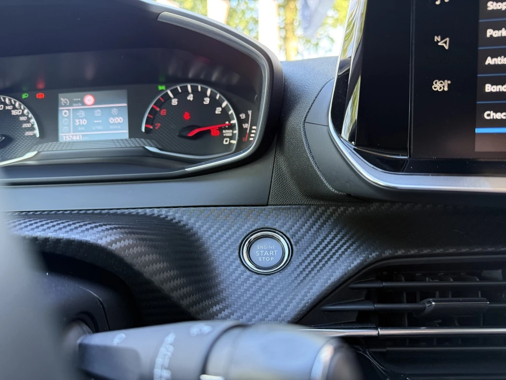 Peugeot 208 – foto 26