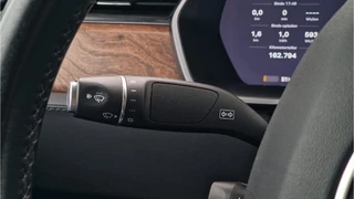 Tesla Model X – thumbnail 32