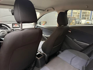 Mazda 2 – thumbnail 24